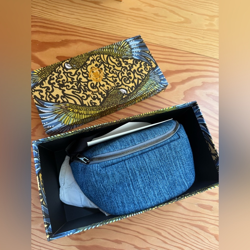 New Artipoppe magic belt bag Blue Denim Fanny Pack